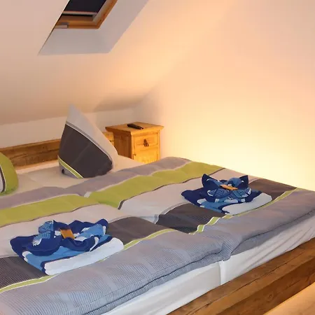 Apartment Mit Balkon Cranzahl