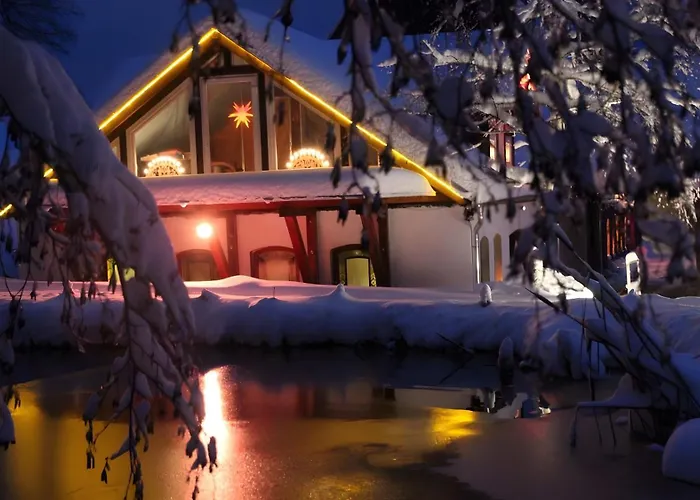 Mit Balkon 아파트 *